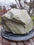 Speckstein; Einzelstck; aus Brasilien; grn; tlw. Maserungen; 20.530 kg