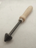 Raspel; mit spitzen Kopf; Holzgriff