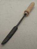 Raspel; spitze gebogene Vogelzunge; 20 cm; Holzgriff
