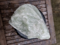 Speckstein; Einzelstck; aus Indien; Zitronengrn; 17.300 kg