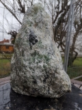 Speckstein; Einzelstck; aus Indien; schwarz-trkis; 13.000 kg