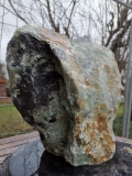 Speckstein; Einzelstck; aus Indien; schwarz-trkis; mit gelb-braun; 10.770 kg