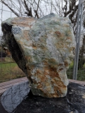 Speckstein; Einzelstck; aus Indien; schwarz-trkis; mit gelb-braun; 10.770 kg