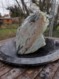 Speckstein; Einzelstck; aus Indien; schwarz-trkis; mit gelb-braun; 10.770 kg