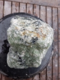 Speckstein; Einzelstck; aus Indien; schwarz-trkis; 8.550 kg