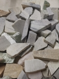Speckstein- Amulettsteine; Kunterbund aus unserem Sortiment; 1 kg